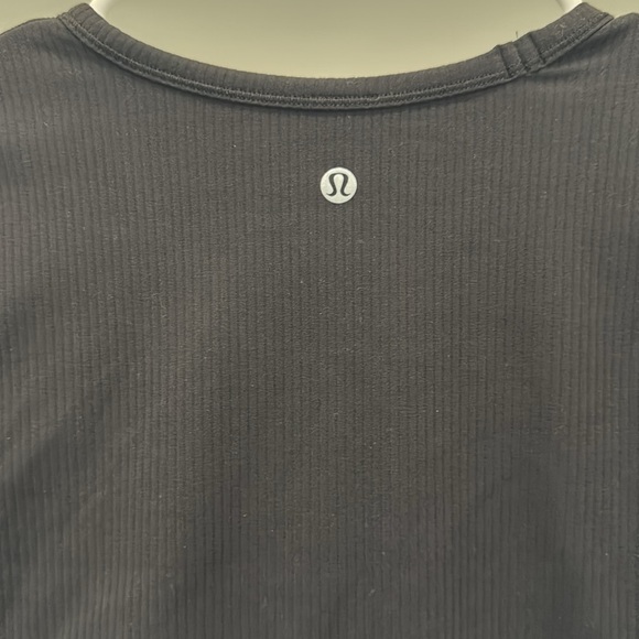 NWT Lululemon Athletica 🍋🍋Ribbed Nulu All it takes is a Long Sleeve 6 - Picture 7 of 7